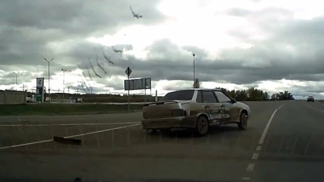 Развернулся через сплошную и устроил ДТП в Башкортостане