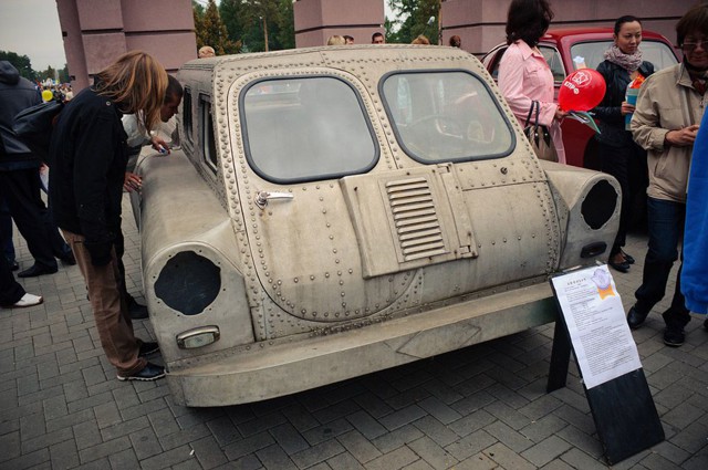 Загадочный челябинский автомобиль-амфибия