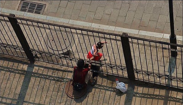 Китайский подземный переход для безбилетников