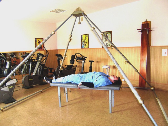 Новый вид шарлатанства под названием Пирамидотерапия 