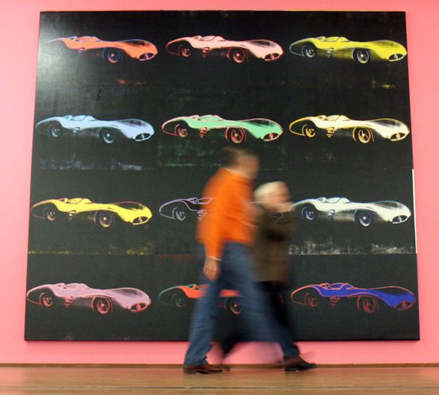 Нарисованный Mercedes Энди Уорхола продадут за $16 млн 
