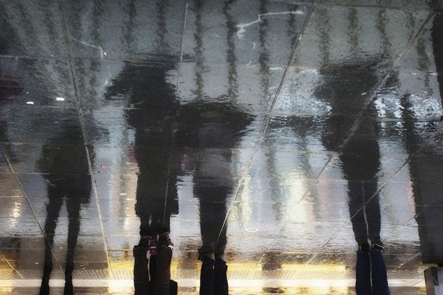 Своеобразные картины написанные дождем.