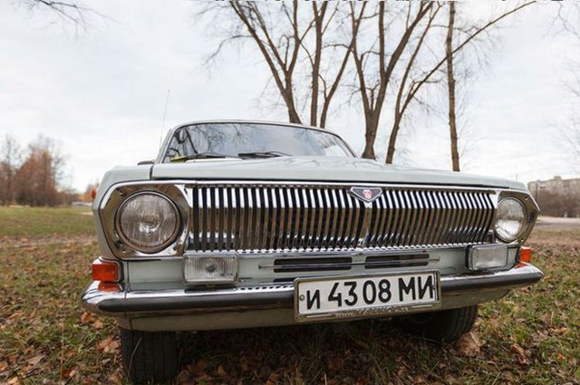 Житель Минска сменил свой Peugeot на спецверсию ГАЗ 24-10
