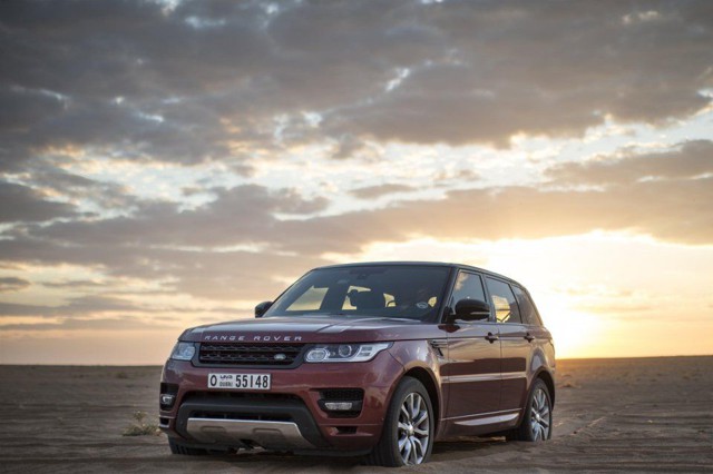 Range Rover Sport пересек пустыню Руб-эль-Хали за рекордное время