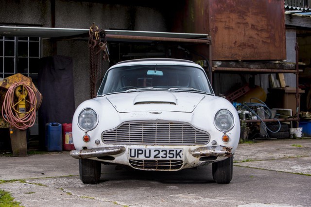 Шотландец откопал в сарае Aston Martin 1967 года