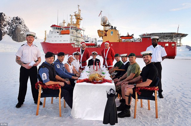 Фотографии подготовки к Рождеству из разных стран