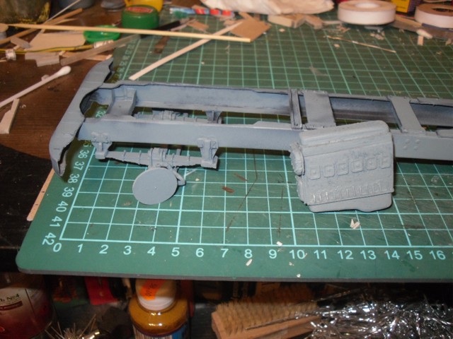 Модель грузовика ЯАЗ из бумаги