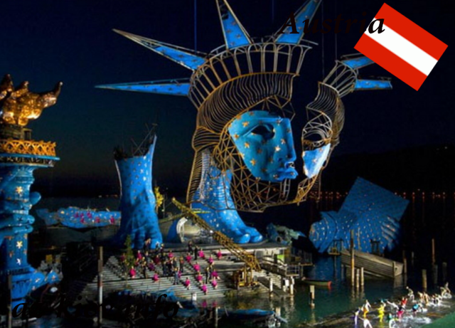 Самая большая открытая сцена в мире