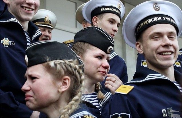  Девчонки как всегда, пацаны как обычно