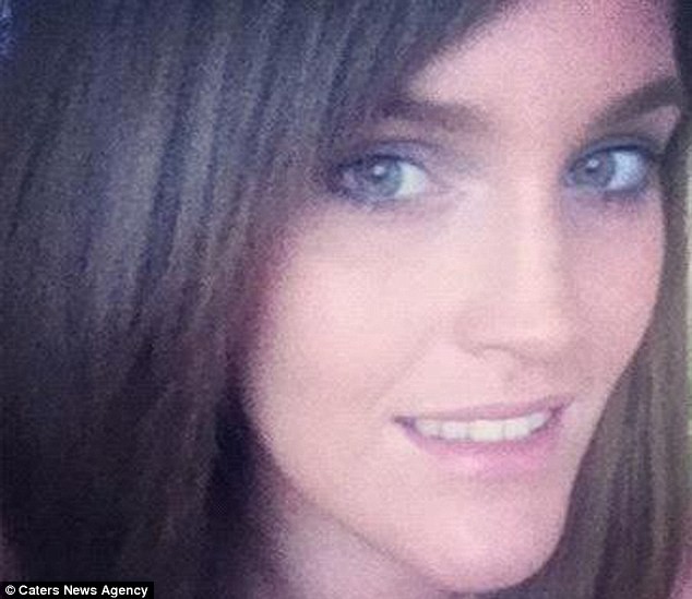 Девушка наконец может улыбаться