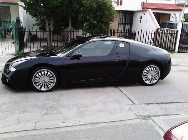 Неудачная копия Bugatti Veyron из Мексики