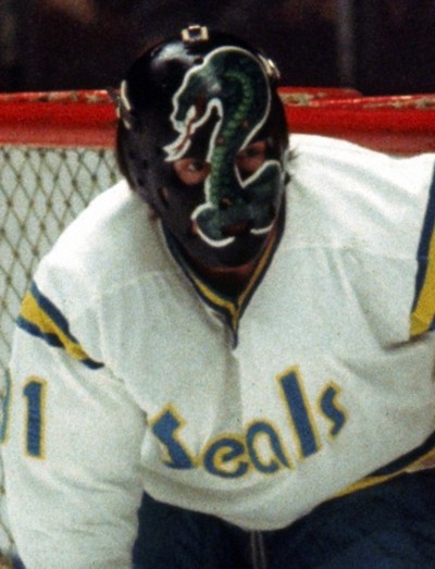 5 самых устрашающих масок вратарей в истории НХЛ