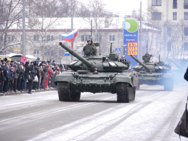 Парад военной техники на 70-летие снятия блокады (27 января 2014 года)