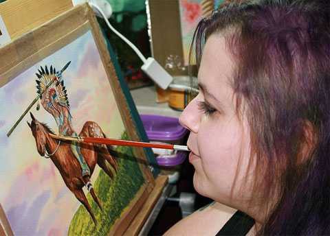 Художница-инвалид