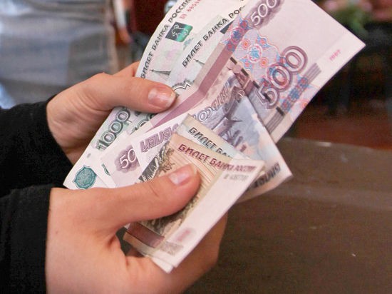 Услышав размер зарплаты, весь роддом уволился