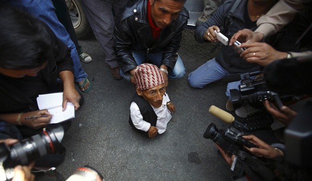 Самый маленький человек найден в непальской деревне