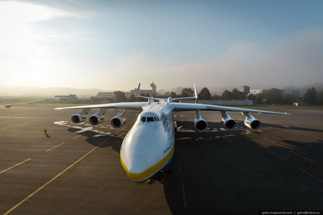 Ан-225 «Мрия» — самый большой самолет в мире