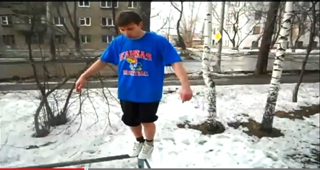 Двойной переворот назад 