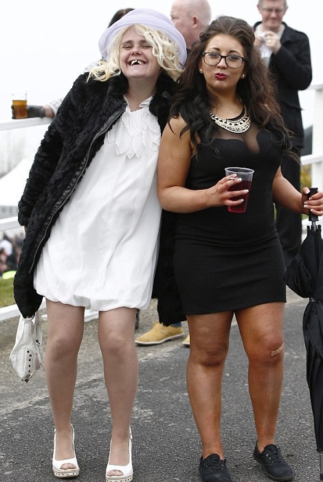 Открытие сезона скачек