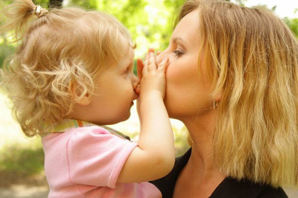 ЗАМЕЧАЯ ХОРОШЕЕ...