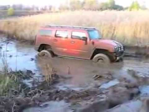 Hummer vs UAZ Patriot