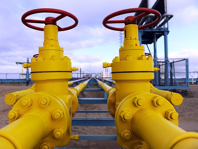 Россия и Китай подписали контракт на поставку газа