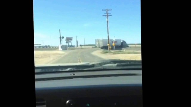 Фуру разорвало на Ж/Д путях