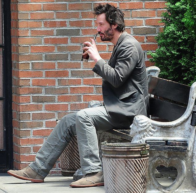 Грустный Киану Ривз вернулся?