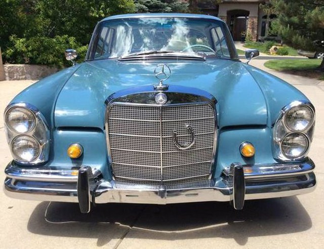 Найдено на eBay. 1965 Mercedes Benz 220 SE Coupe
