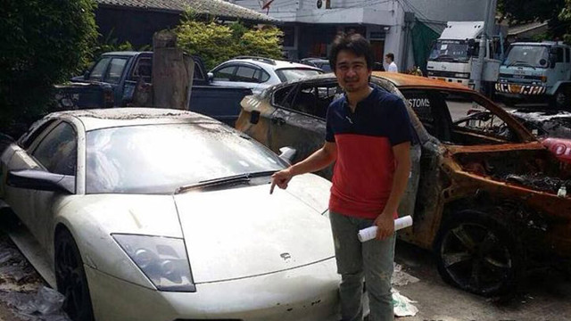 В Тайланде сгорело несколько суперкаров на автовозе