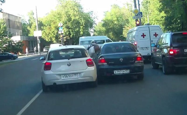 Раздавивший пенсионера водитель BMW оказался «глухонемым и психом»