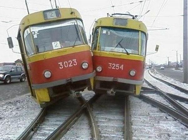 Нелепые и курьезные аварии 