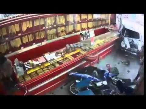 Мужчина, вы что, дурак?