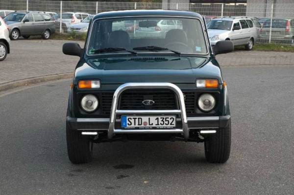 «Нива» оказалась популярнее BMW X6 в Германии!