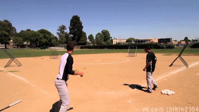 Бейсбол-батуты.А вам слабо 