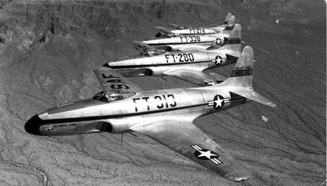 Как 8 октября 1950 года США бомбили СССР