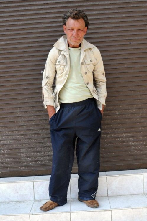 Уличная мода бомжа Славика