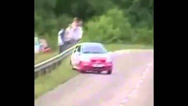 Авария на гонках