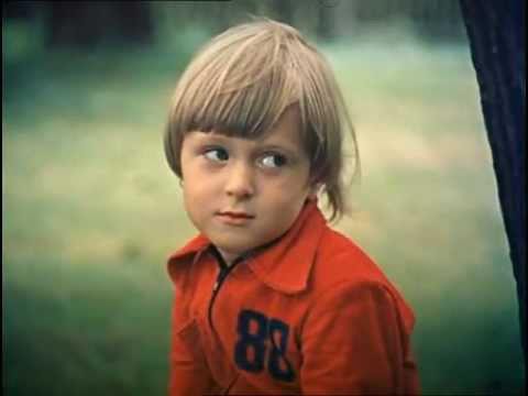 Документальный  фильм, снимавшийся на протяжении 13 лет