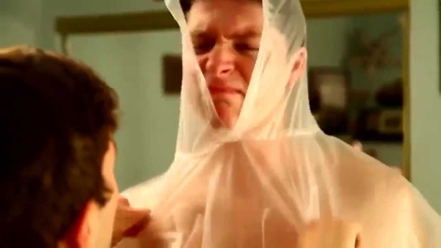 Моралистам и детям до 16 НЕ смотреть, а так .......забавно