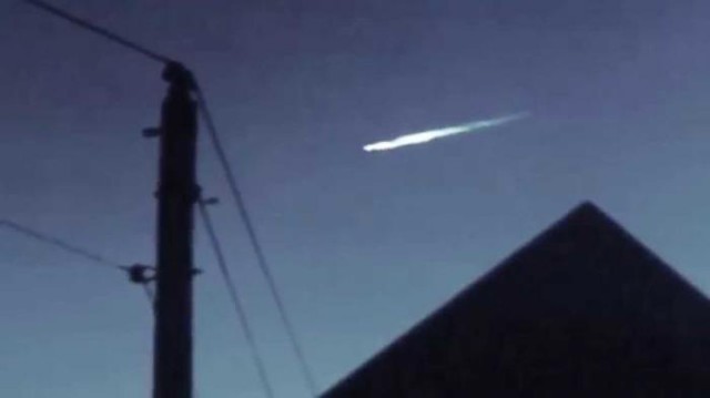 Необычное падение метеорита в Калифорнии