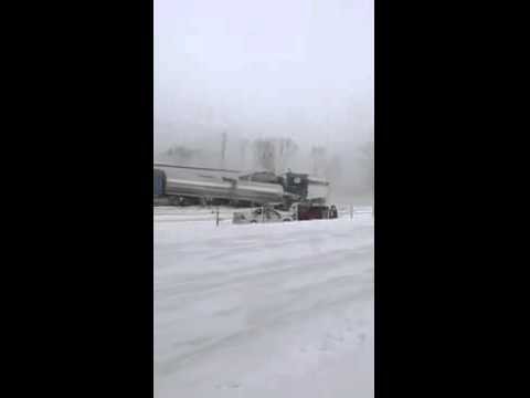 Авария с участием больше 150 авто в США 