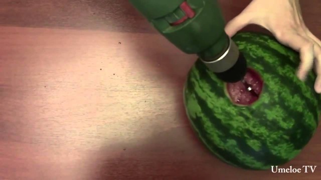 Как сделать смузи в арбузе своими руками в домашних условиях 
