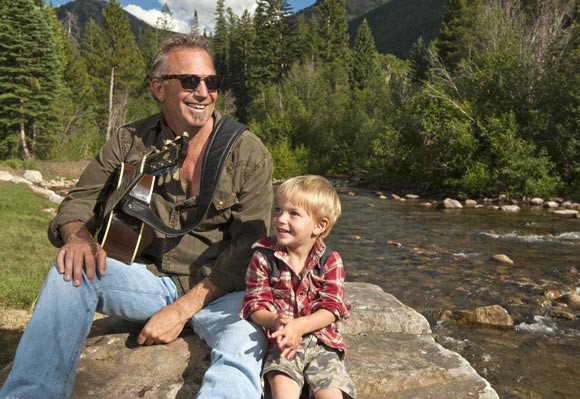 Кевину Костнеру 60!