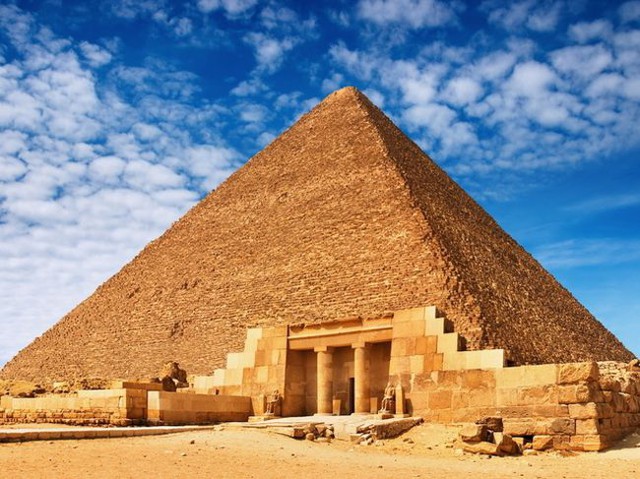 Египет предложил туристам из России платить рублями