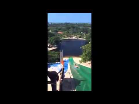Крутая водная горка