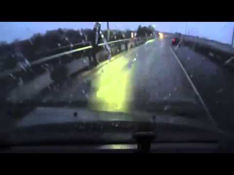 Взрыв колеса у грузовика