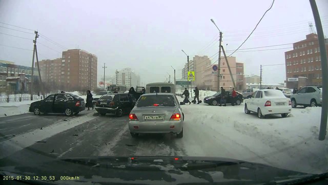 Выезжал со второстепенной