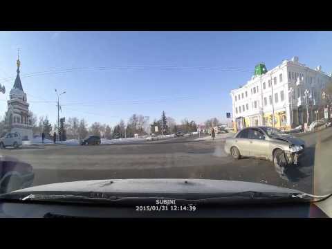 Решил проскачить на красный