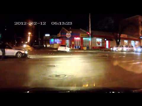 Пьяный водитель устроил ДТП